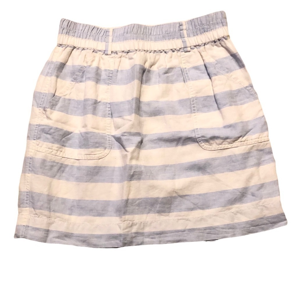 ⭐️ 3 For $15  LOFT Line Blend Striped Skirt